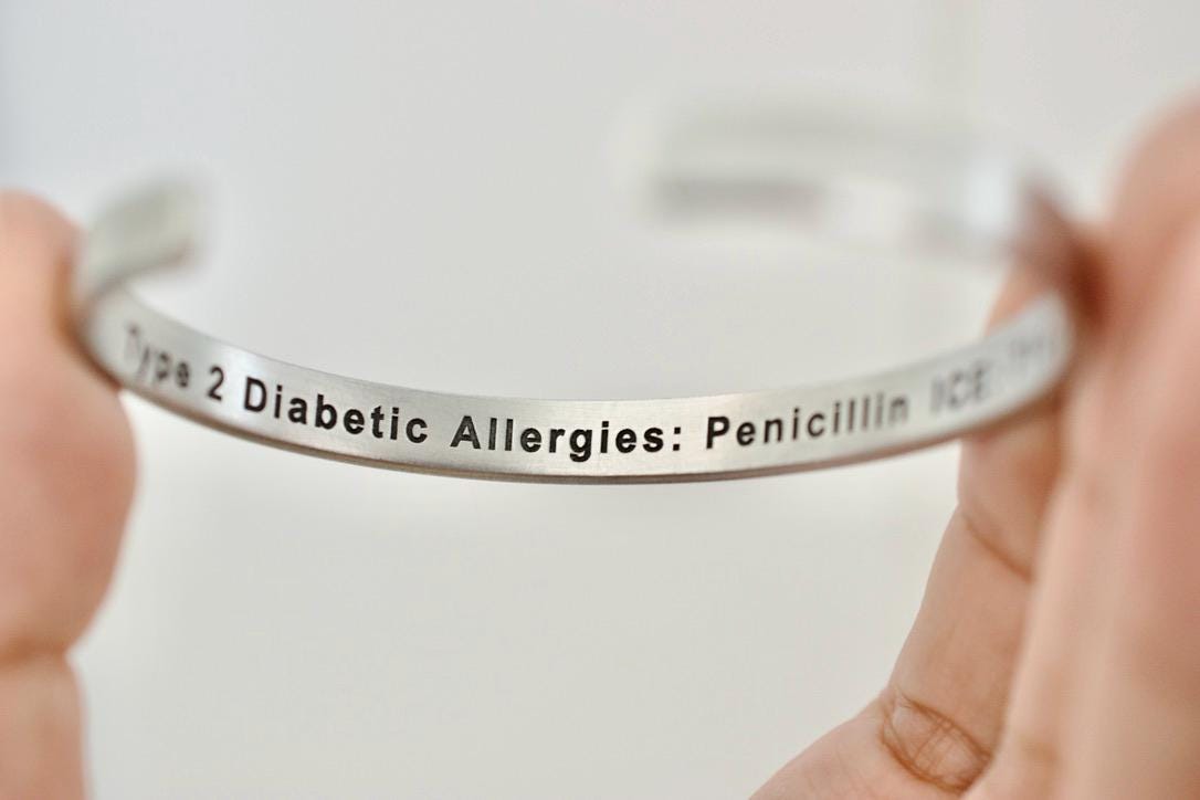 Medical Alert Bracelet - Bracelet for Women, Men - 1/4 inch