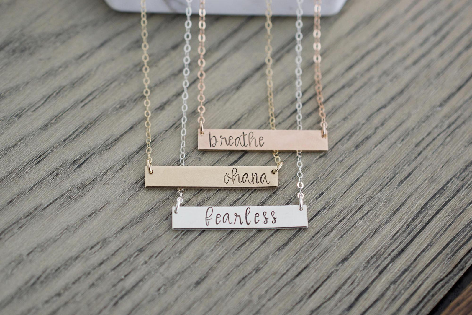 Personalized Bar Necklace - Tesoro Jewelry