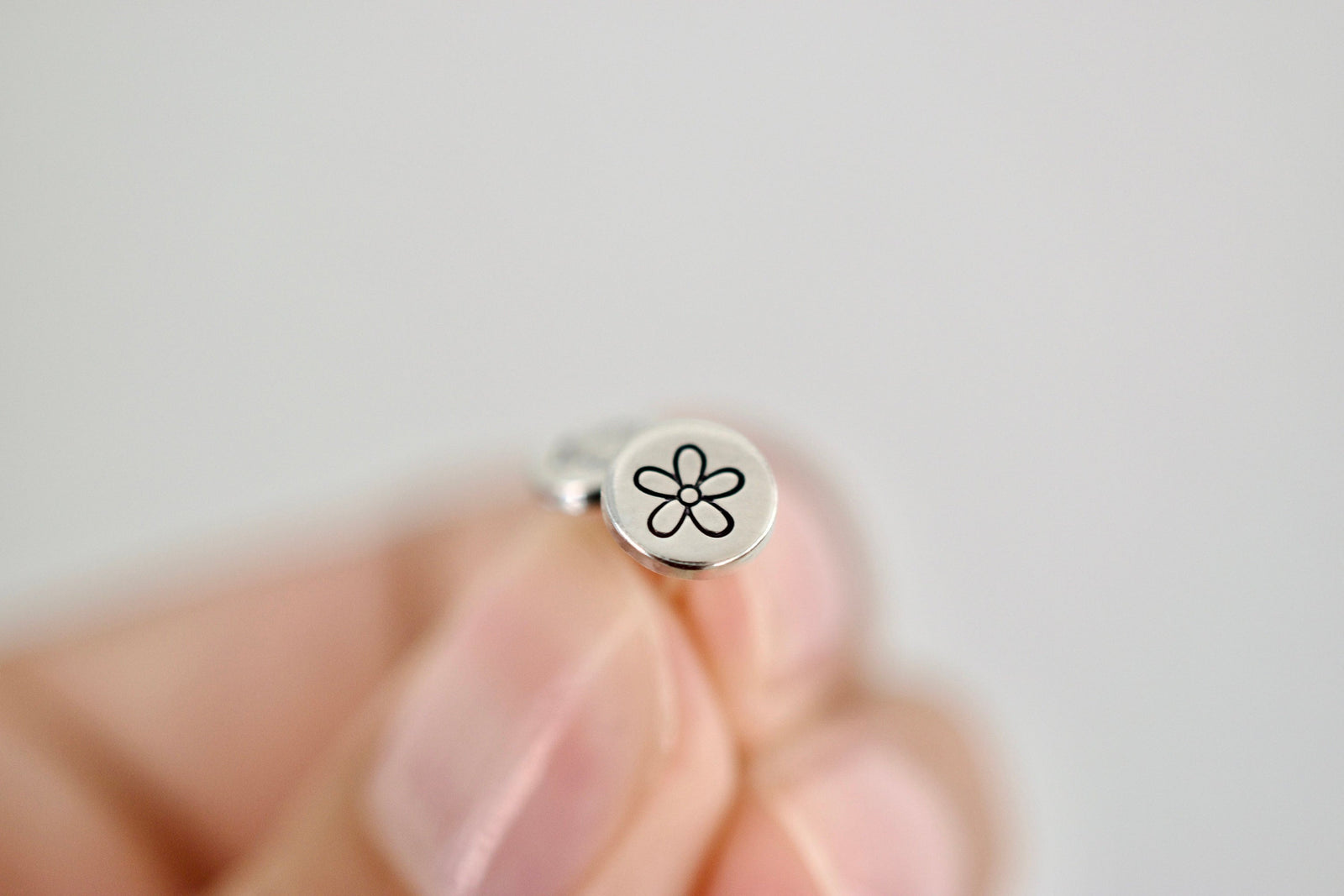 Retro Daisy Earrings