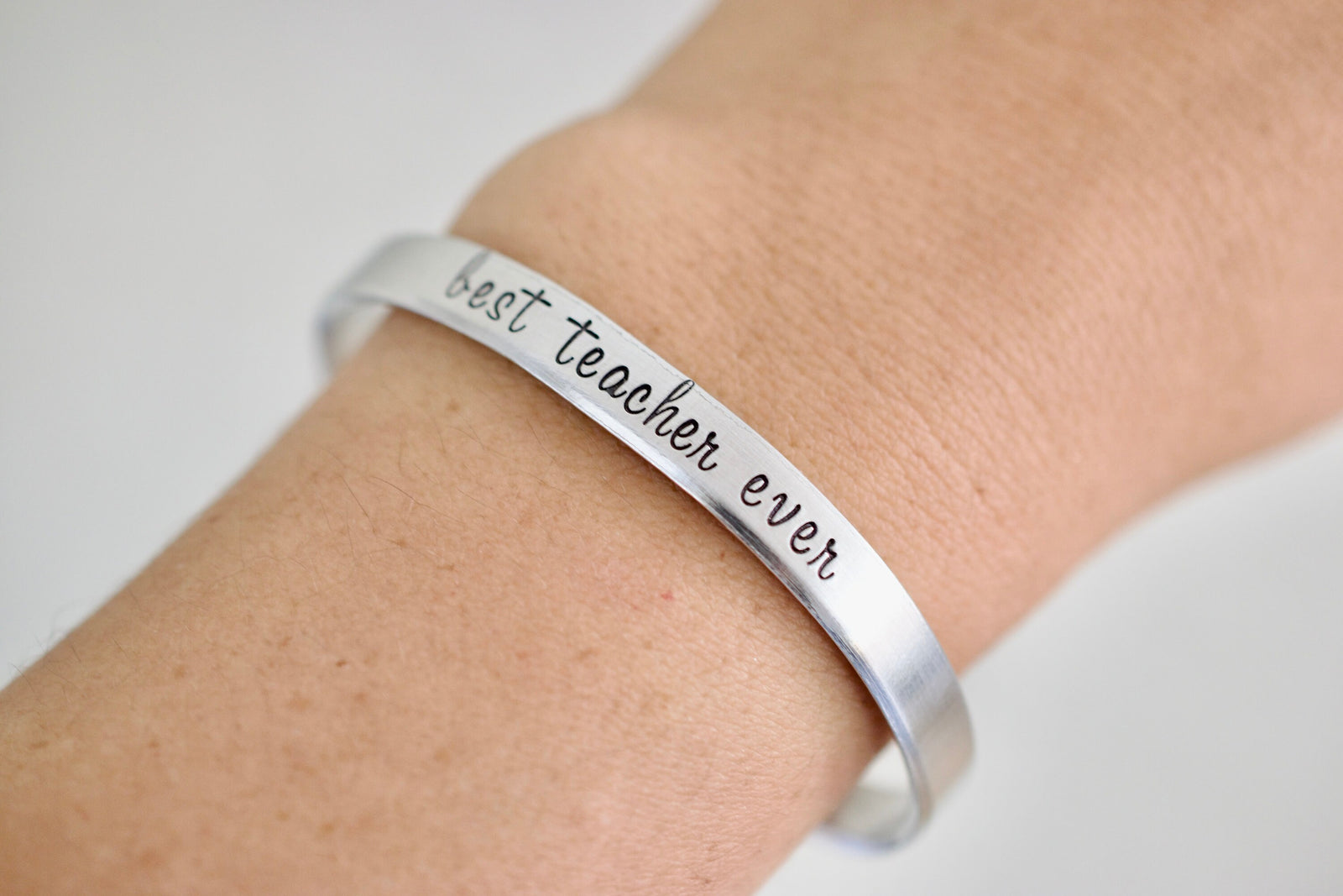 Best Teacher Ever Bracelet - Bracelet for Women - Gift for Mom - 1/4 inch