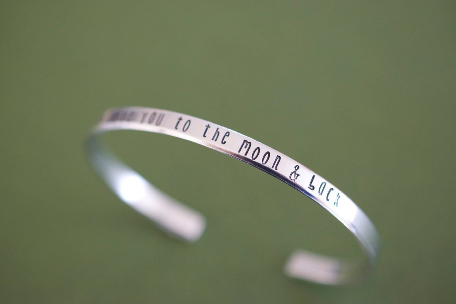 I love you to the moon and back Bracelet