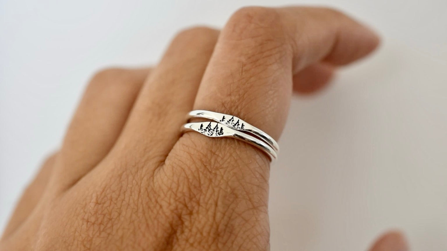 Mama Signet Ring