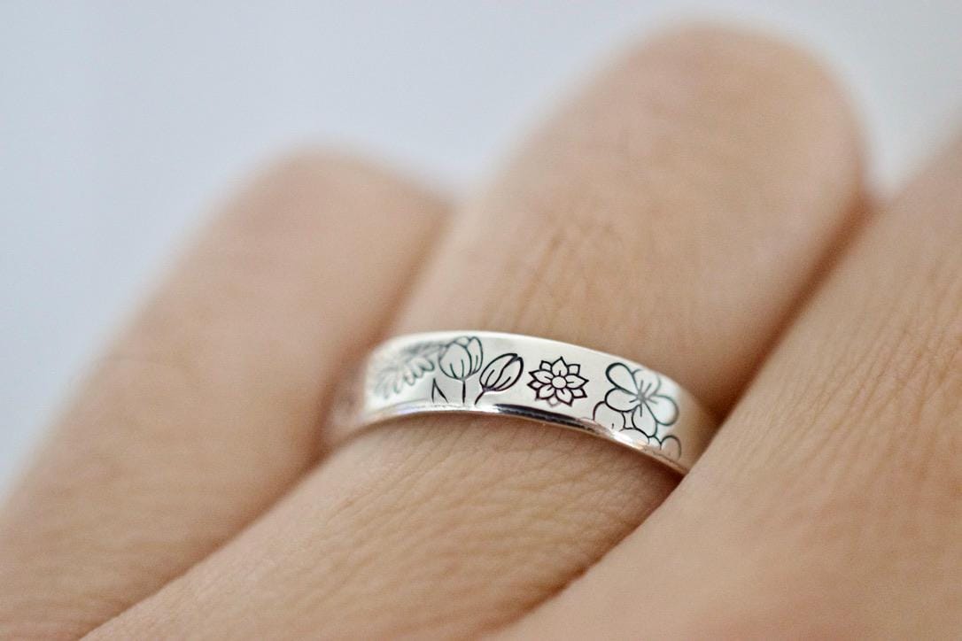 Birth Flower Ring - Sterling Silver Ring - Mom Jewelry