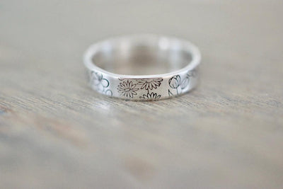 Birth Flower Ring - Sterling Silver Ring - Mom Jewelry