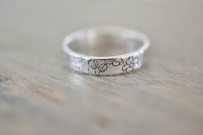 Birth Flower Ring - Sterling Silver Ring - Mom Jewelry