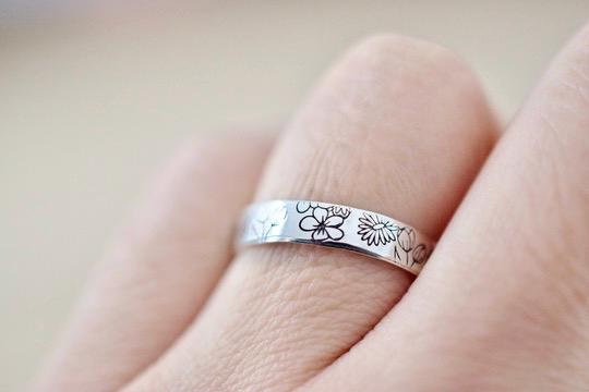 Birth Flower Sterling Ring | Tesoro Jewelry