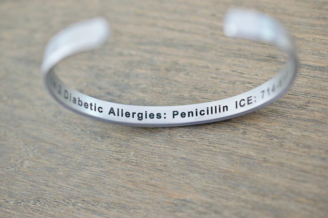 Medical Alert Bracelet - Bracelet for Women, Men - 1/4 inch