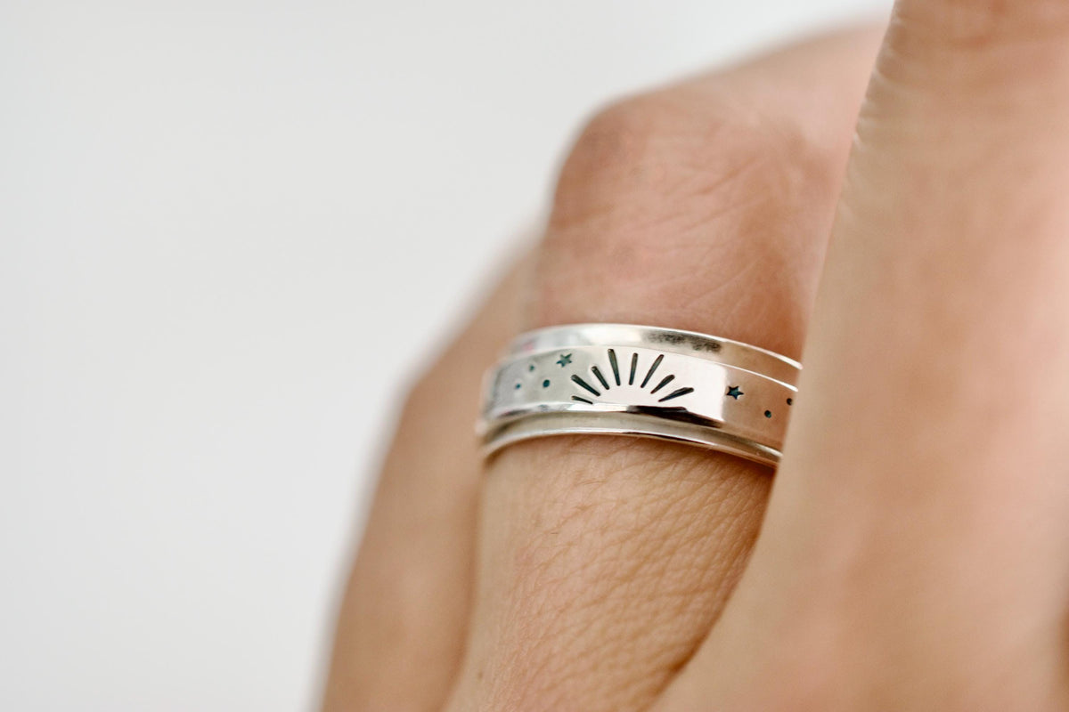 Moon and Sun Spinner Ring - Sterling Silver Stars Fidget Ring