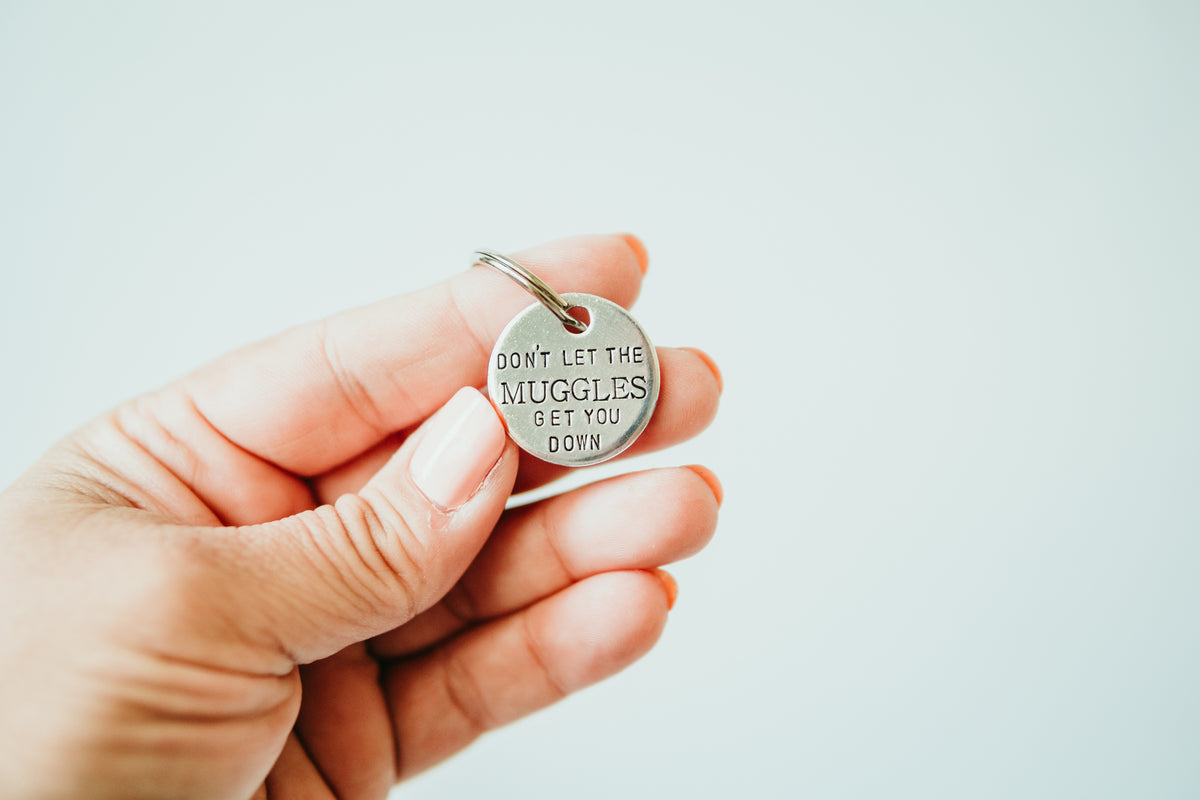 Muggles Keychain | Harry Potter Keychain, close up