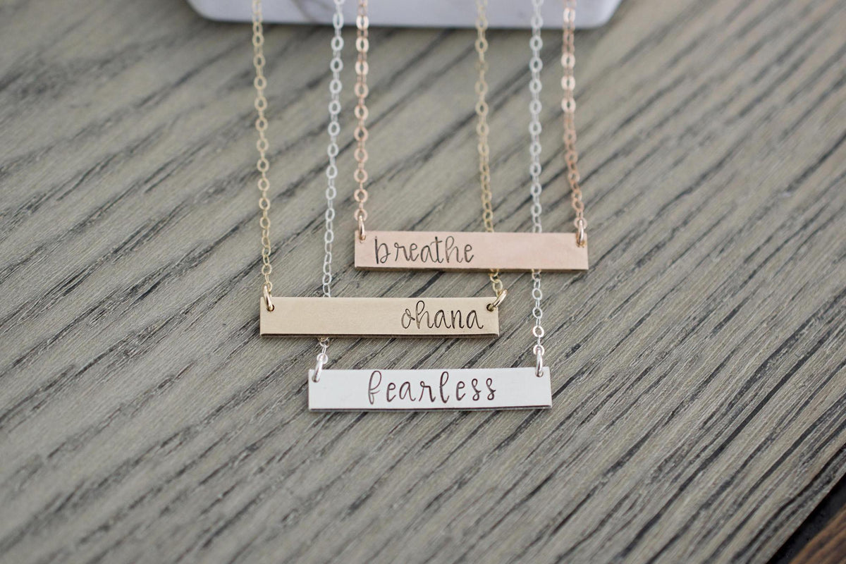 Personalized Bar Necklace - Tesoro Jewelry