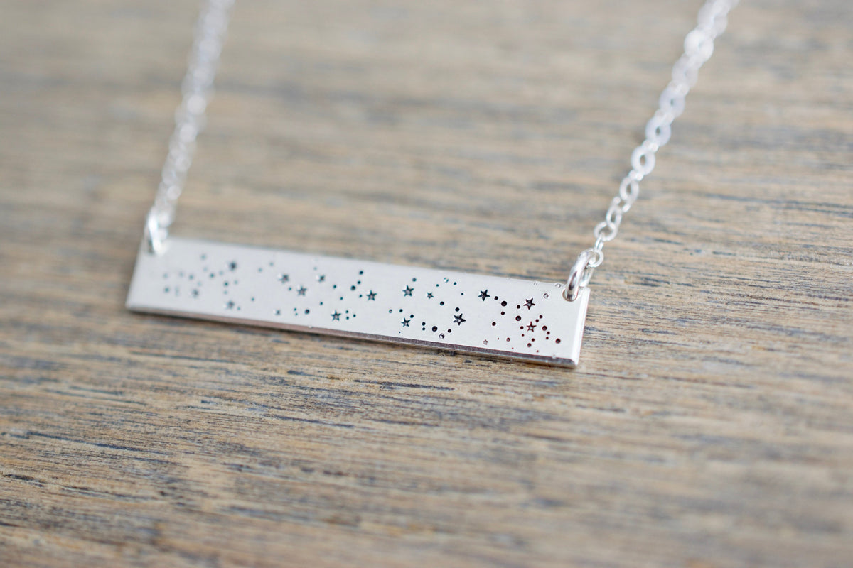 Star Bar Necklace 