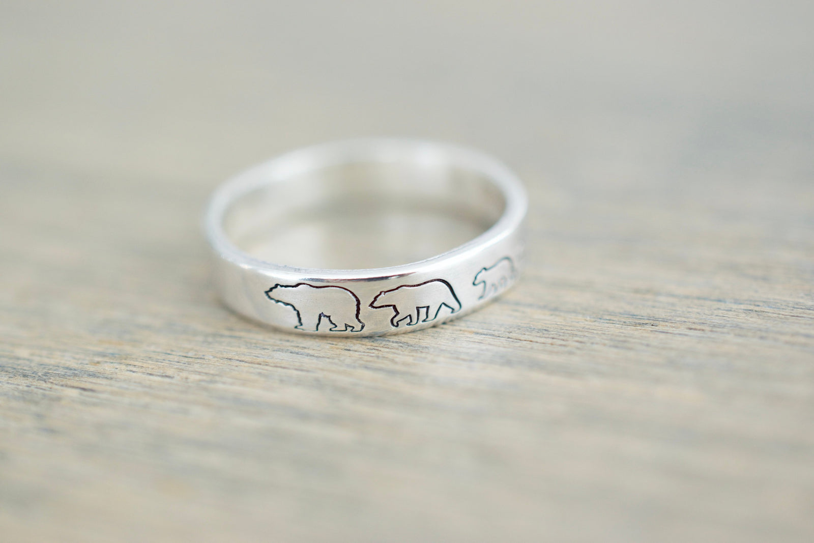 Bear Family Ring 