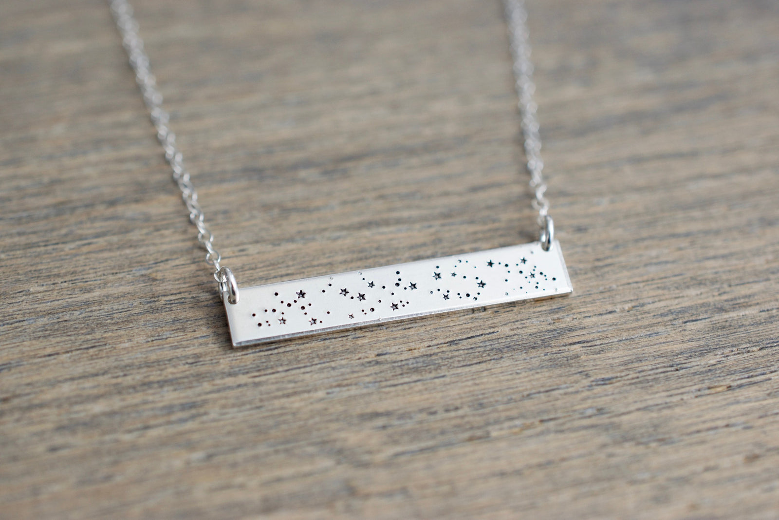 Star Bar Necklace 