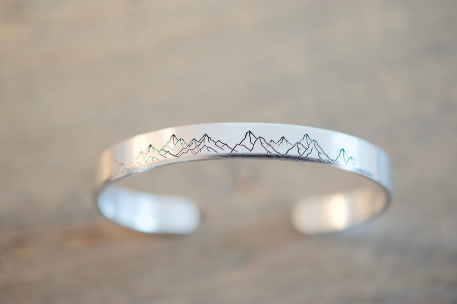 Mountain Bracelet - Bracelet for Women - Gift for Mom - 1/4 inch