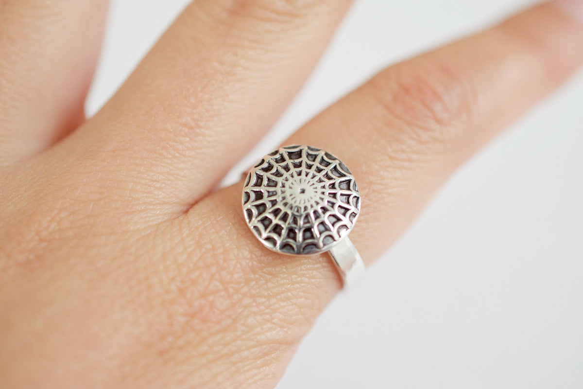 Spiderweb Ring - Tesoro Jewelry