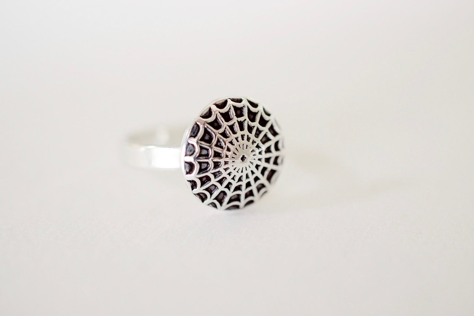 Spiderweb Ring - Tesoro Jewelry
