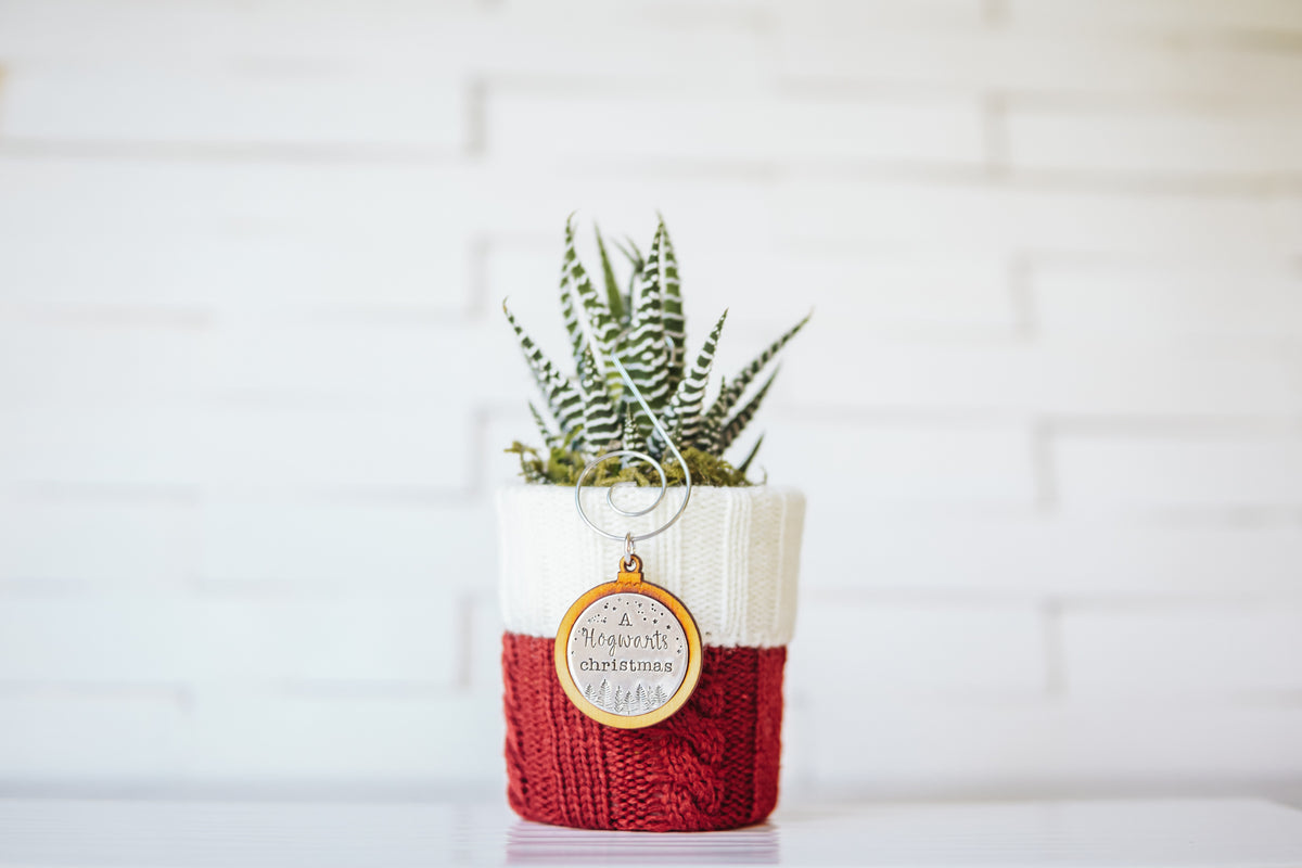 A Hogwarts Christmas Ornament - Tesoro Jewelry