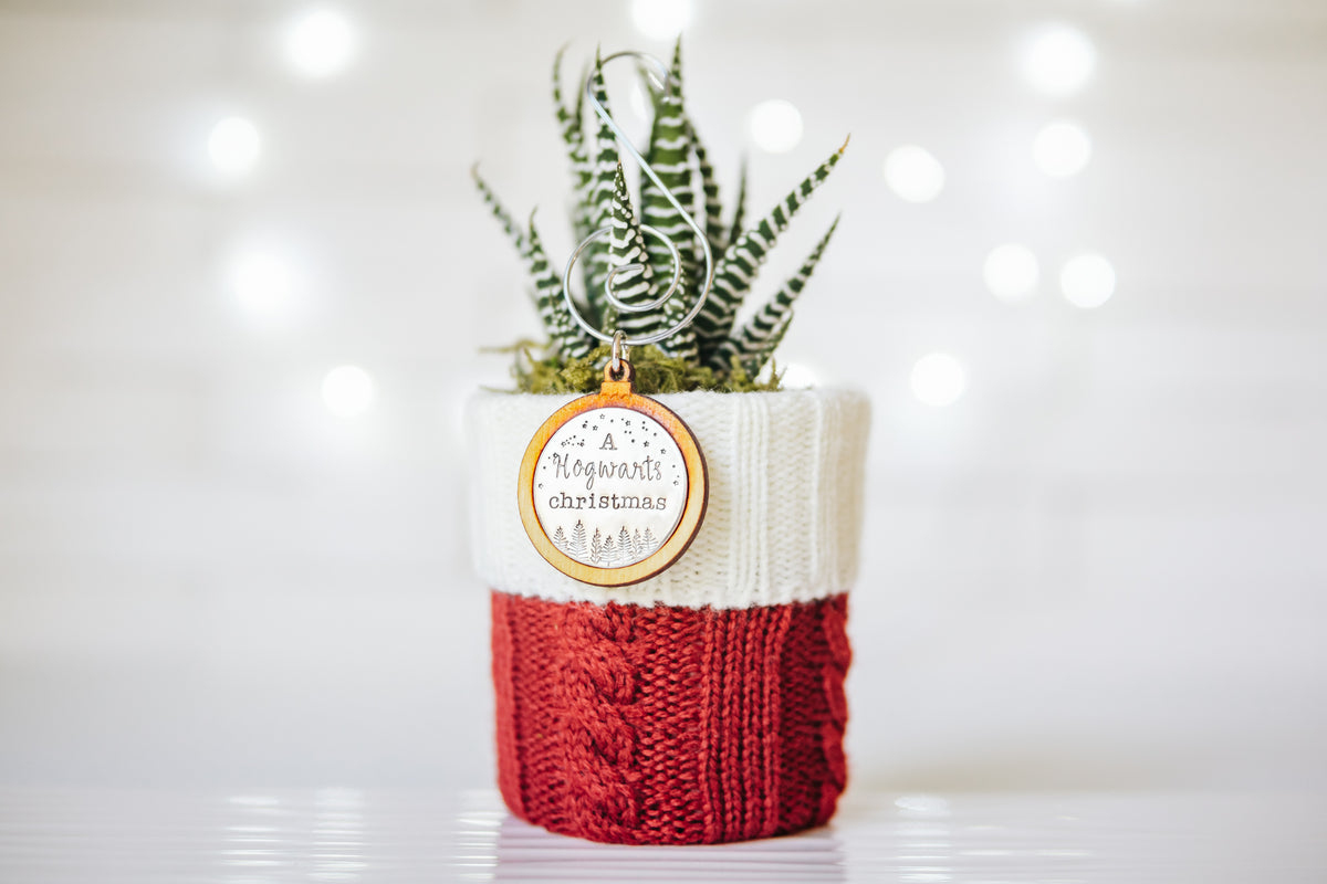 A Hogwarts Christmas Ornament - Tesoro Jewelry